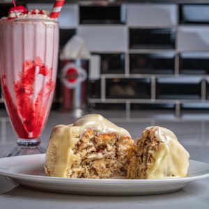 WORLD FAMOUS CINNAMON BUNS