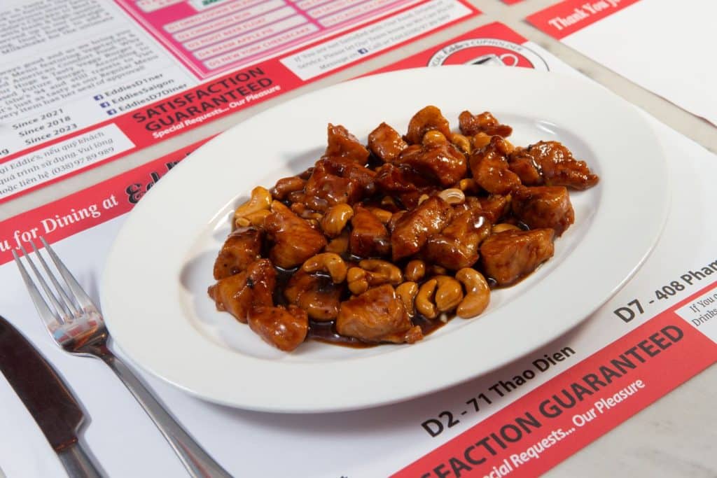 Eddie's Wok HONEY CASHEW CHICKEN