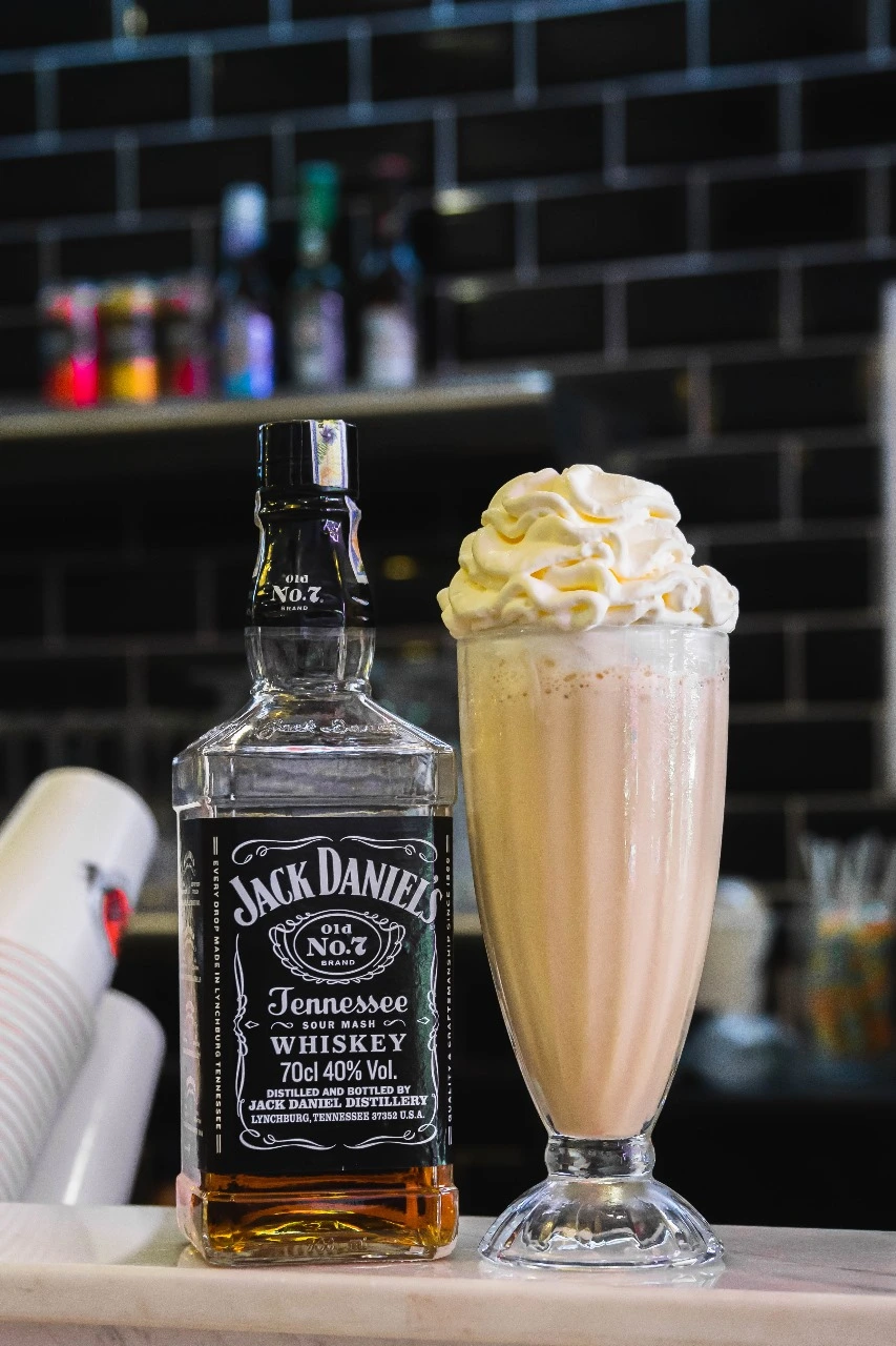 The Best Milkshakes Near Me is At Eddie's Diner | Eddie's Diner